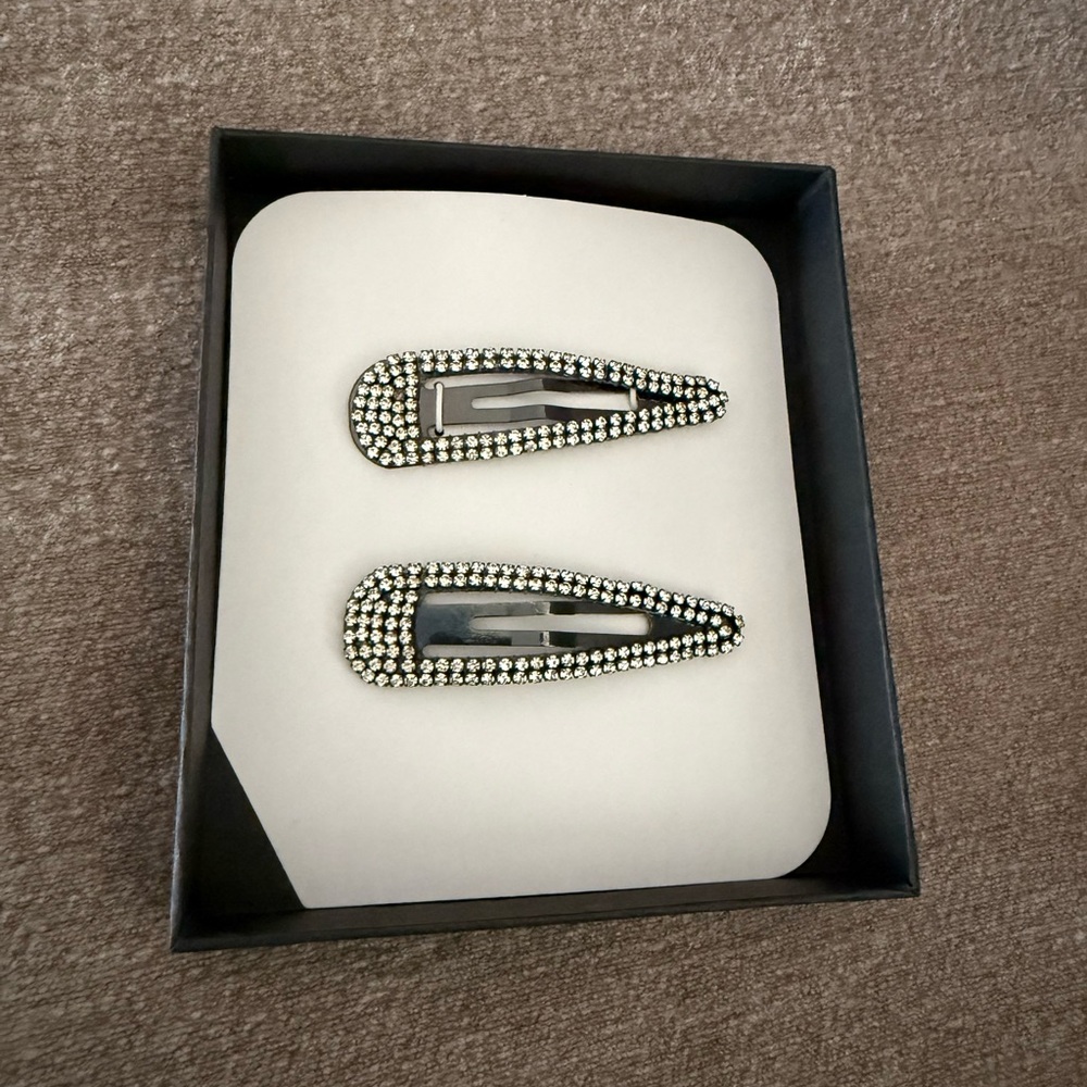 Kitsch x Justine Marian Rhinestone Snap Clips